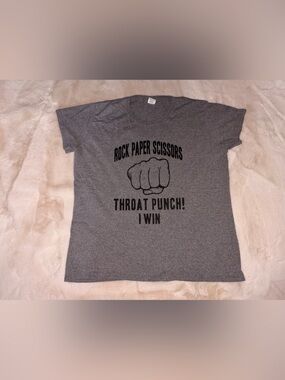 Rock Paper Scissors Throat Punch I Win Funny Graphic T-Shirt Women’s XL Gray